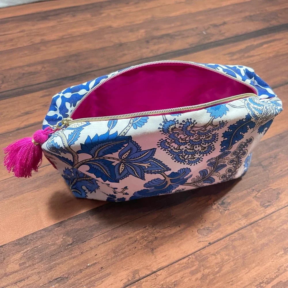Estée Lauder Make up bag Navy Blue White Pink‎ Cosmetic Bag